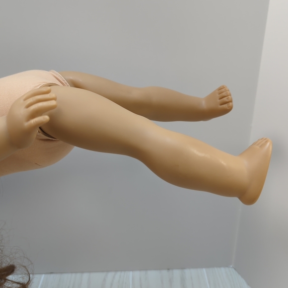 American Girl Saige Doll Long Auburn Hair used GOTY - Picture 9 of 12